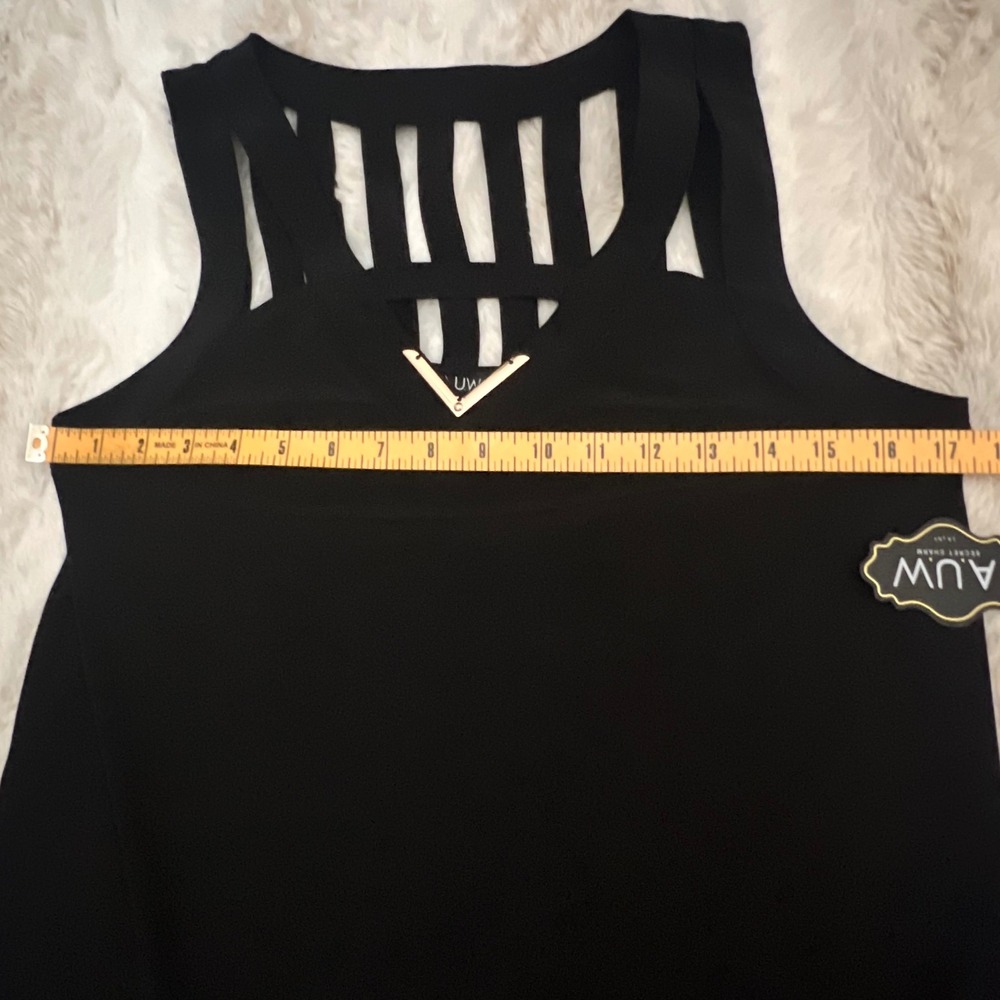 NWT AUW Black Sleeveless Top Cutout Neckline Gold Detail Modern Blouse - Picture 5 of 5